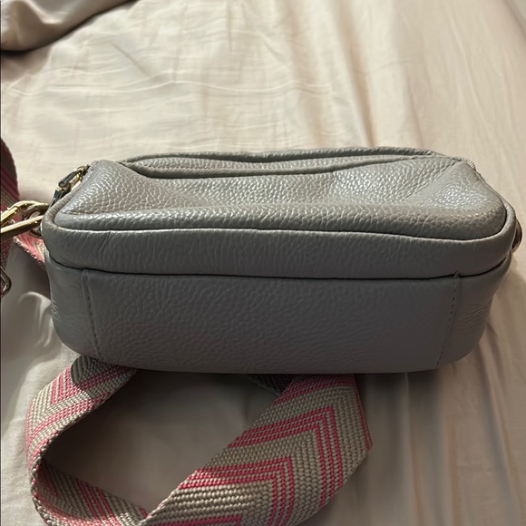 Stone Crossbody Bag with Pink Chevron Strap - Picture 4 of 15